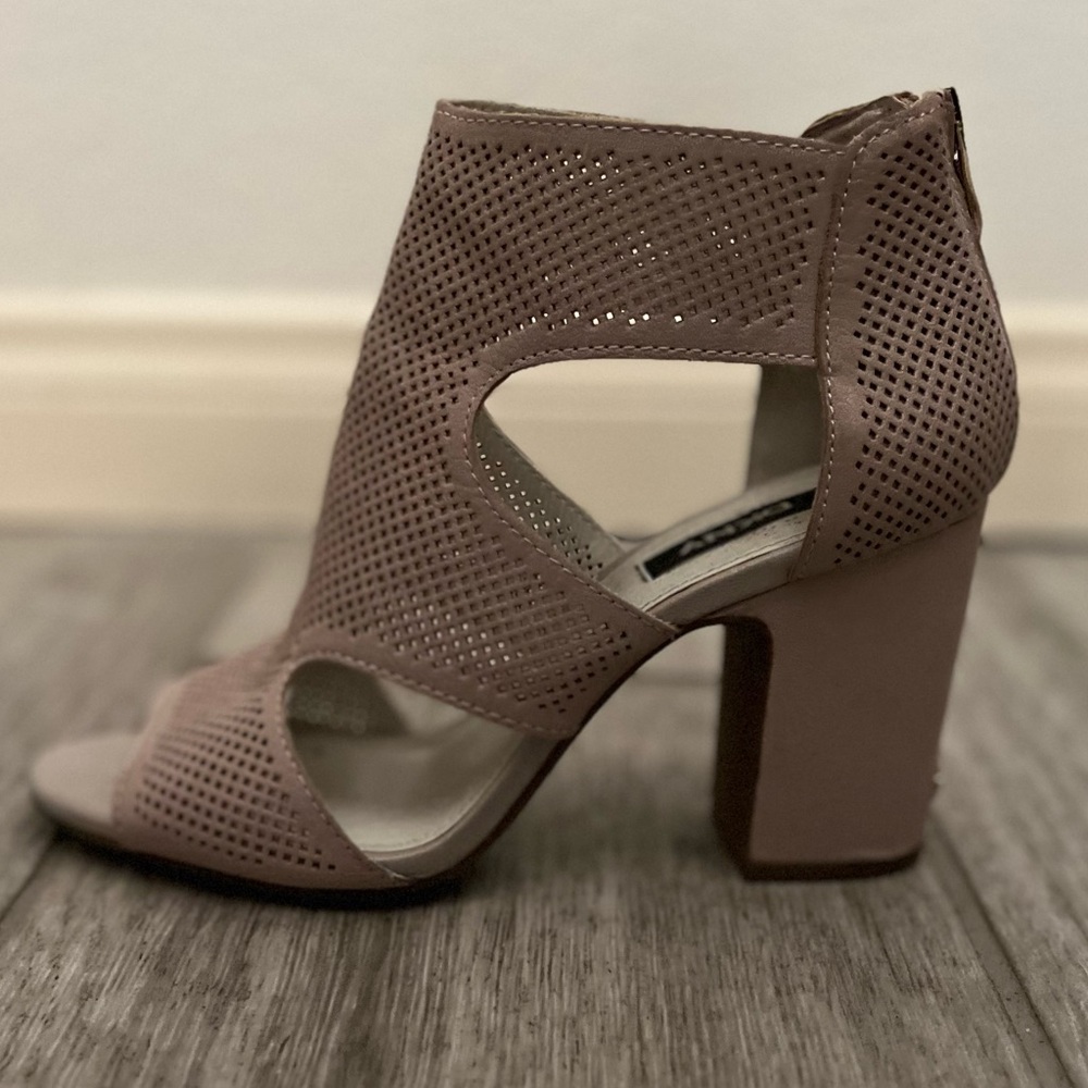 DKNY nude chunky block heel